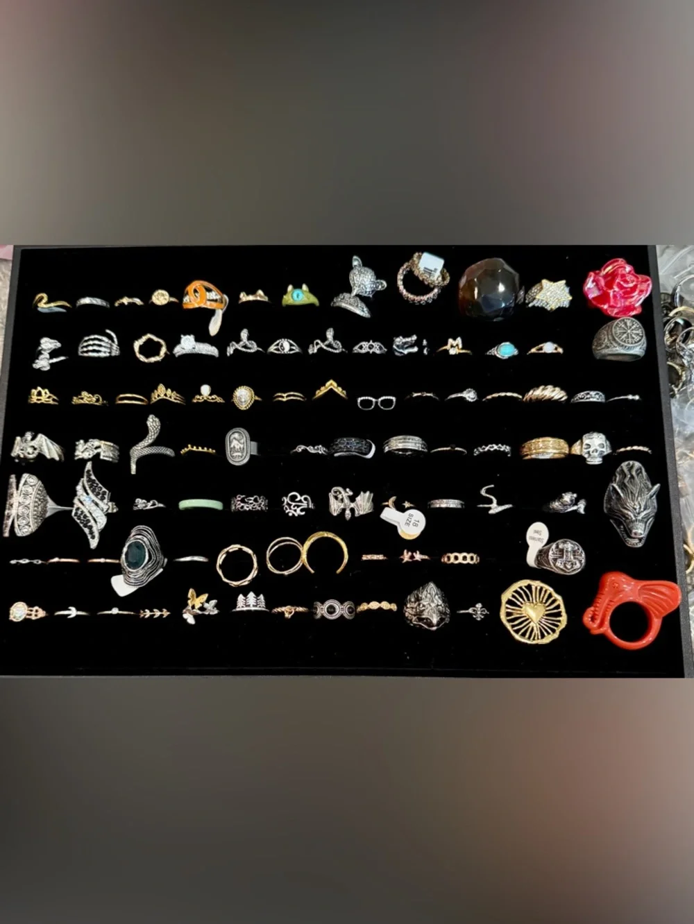 100 Fashion Rings 💍 Mystery Lot | Gold & Silver Tone | Reseller Bundle | $29 WOW - Picture 7 of 16